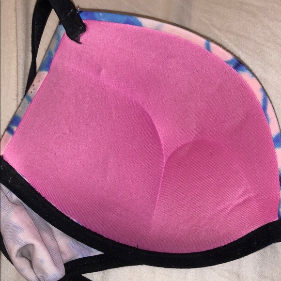 VS pink super push up bra - Picture 4 of 4